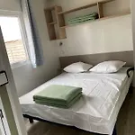 De 孔特雷克塞维尔