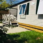 De 营地 孔特雷克塞维尔