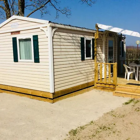 De Campingplads Contrexéville