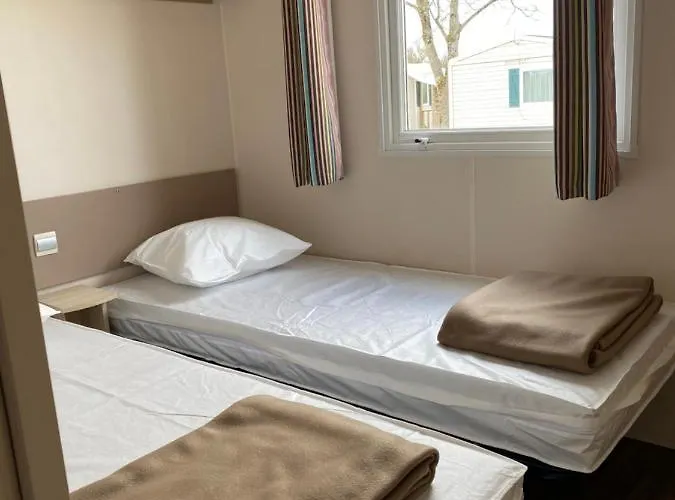 Campingplatz De Contrexéville