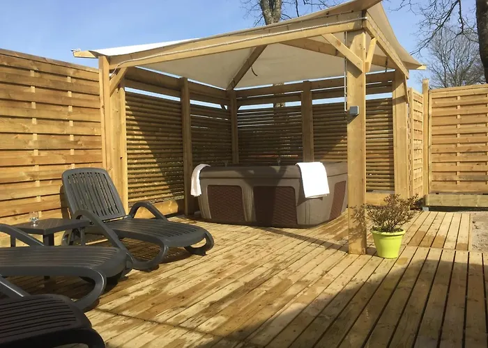 Campingplatz De Contrexéville